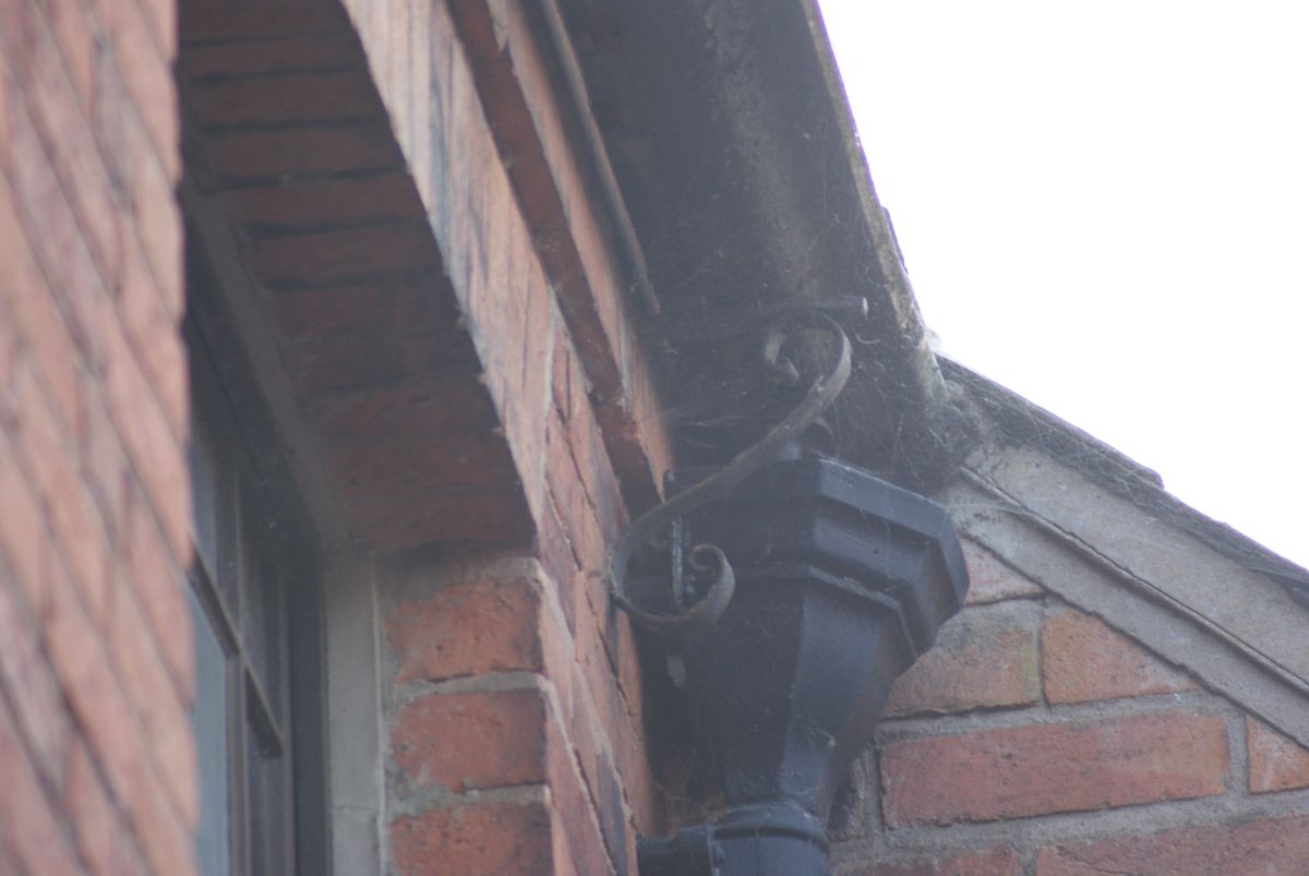 The Gutter Scroll: Hand-forged rainwater bracket field notes from Sherwood Forest